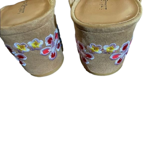 𝅺indigo Rd. Slip On Sandals Great Condition. - Picture 3 of 7